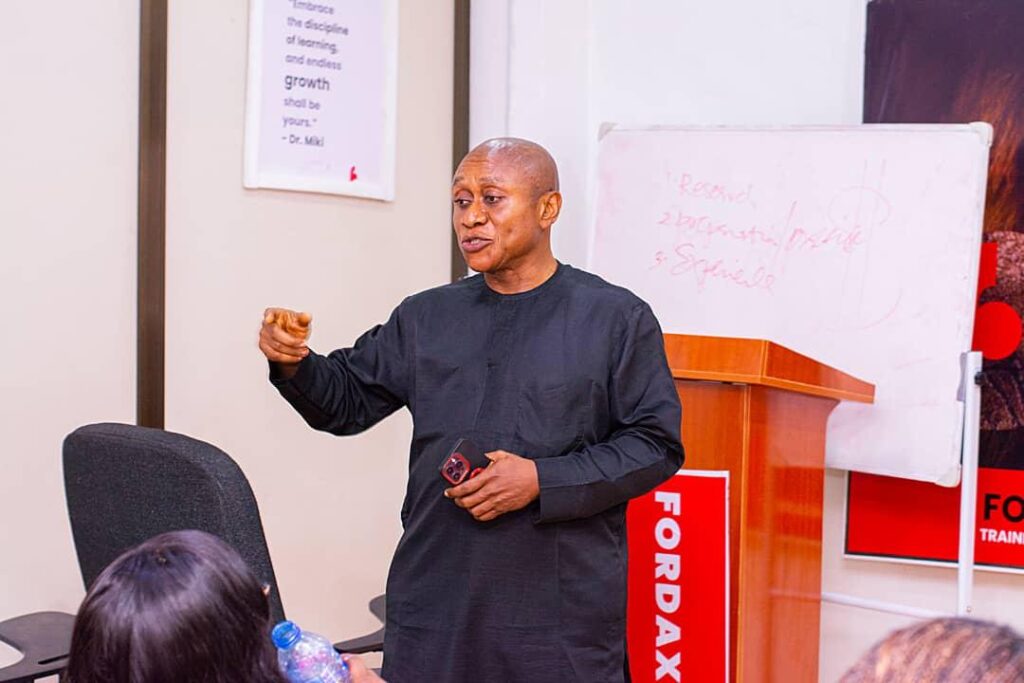 How to Build a Professional Public Speaking Business: The 2 Keys Every Speaker Must Master