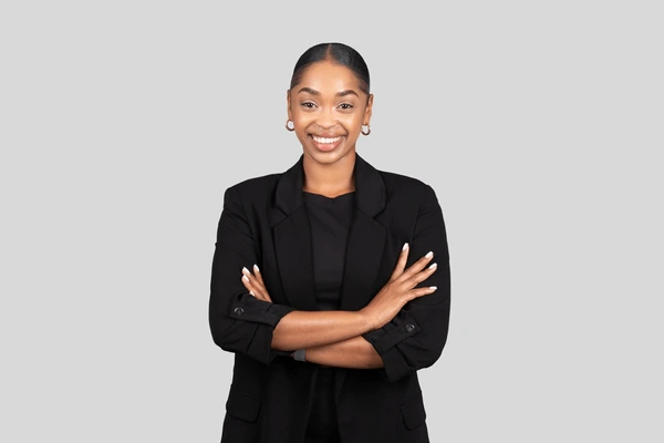 How to Attract More Clients and Build a Thriving Coaching Business (Without Chasing People or Underselling Yourself)
